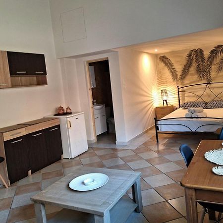 Kd Palm Home Лаврион Экстерьер фото